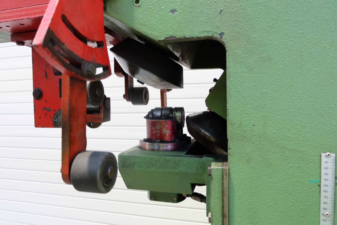 Malco Type FLANGIATRICE Tube Flanging Machine. Capacity Length 6ft. Capacity Diameter 3ft Approx. - Image 4 of 8