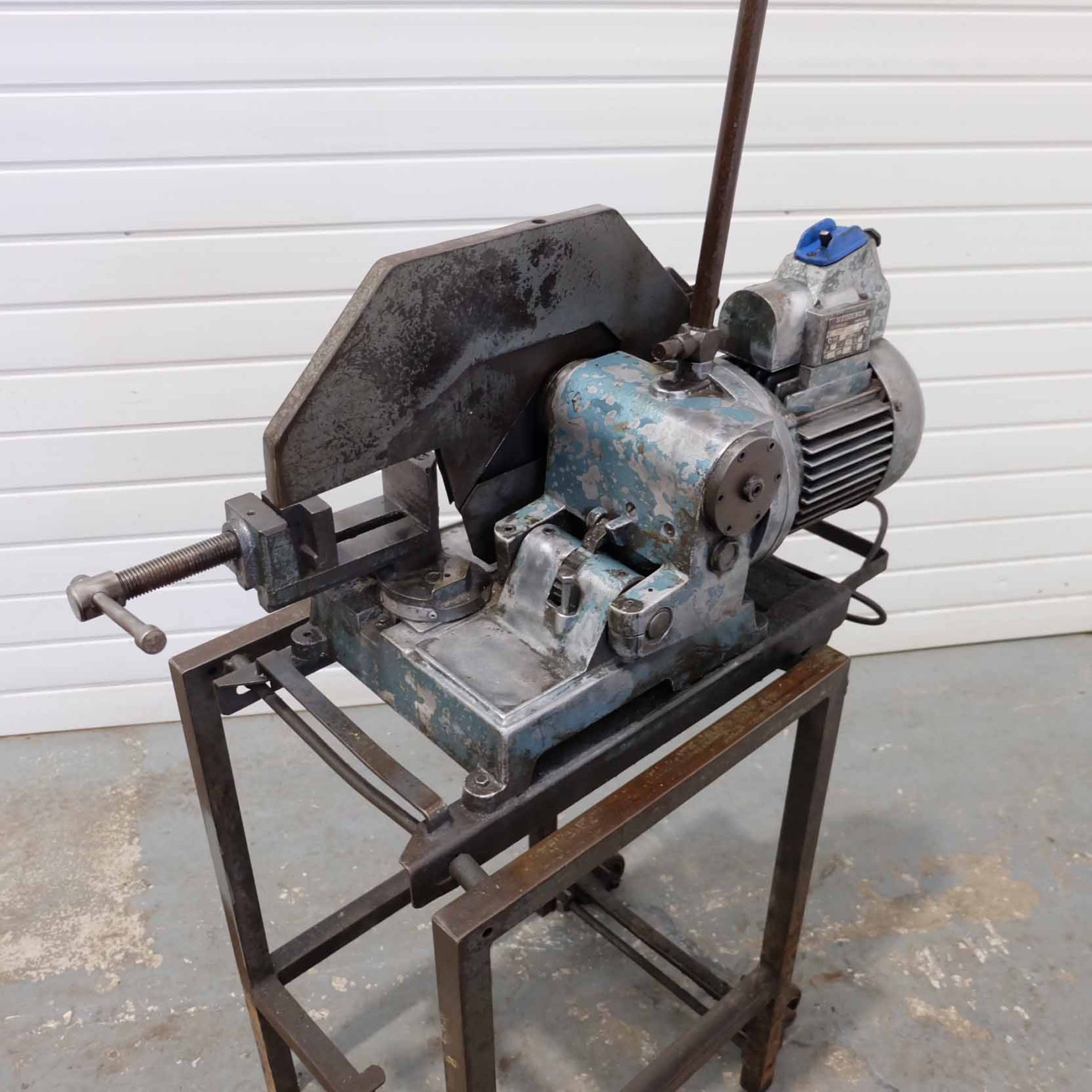 Meddings Cut Off Saw on Stand. - Image 3 of 6