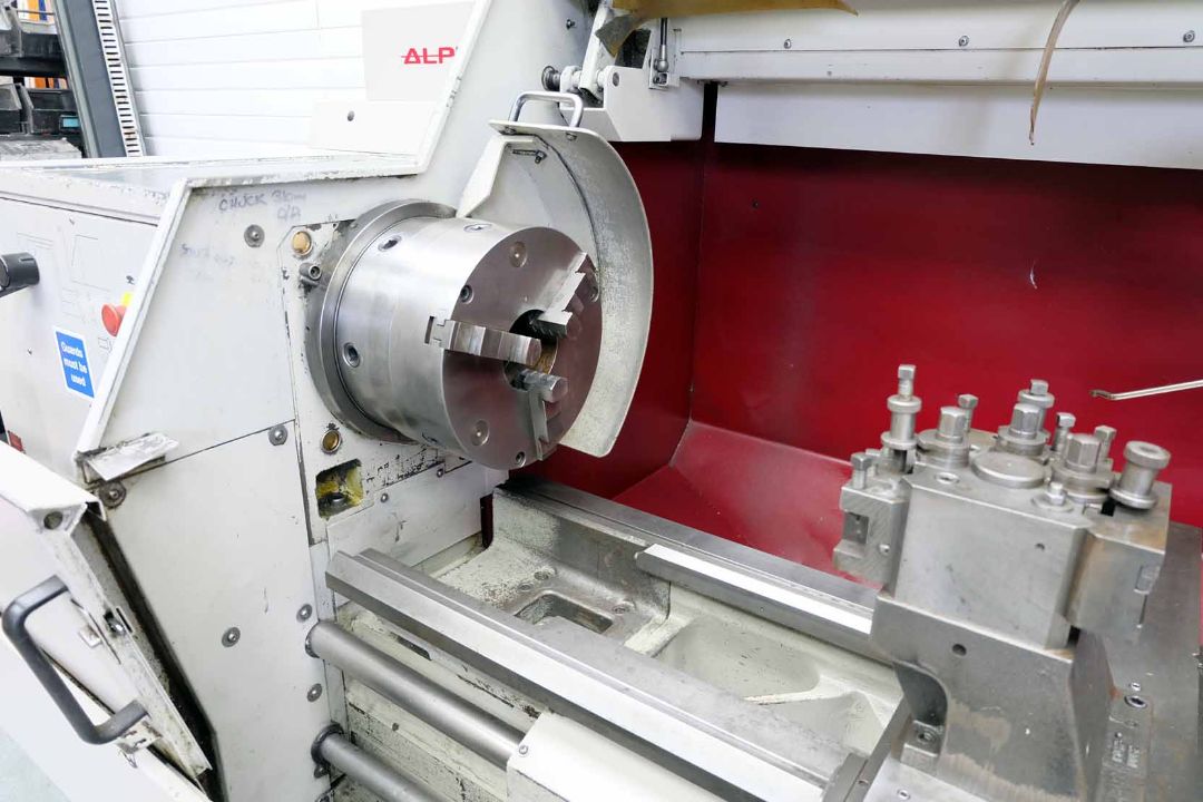 Harrison Alpha 550 Plus Gap bed Centre Lathe With Autocycling. Swing Over Bed 554mm. - Image 3 of 18