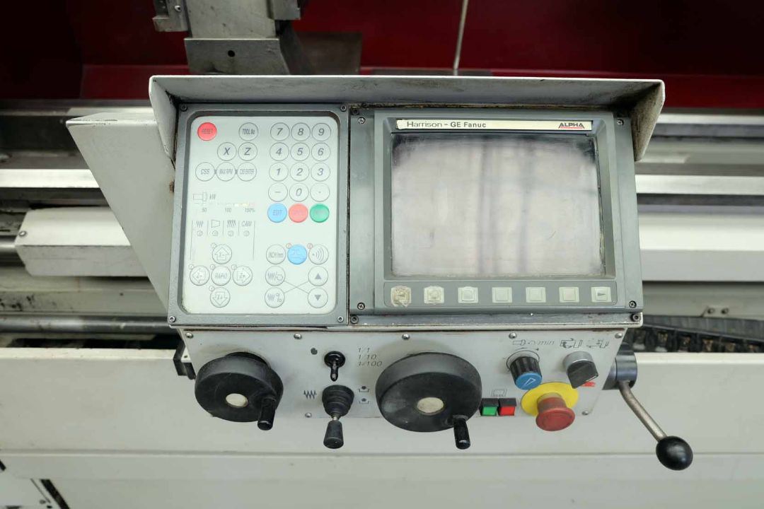 Harrison Alpha 550 Plus Gap bed Centre Lathe With Autocycling. Swing Over Bed 554mm. - Image 9 of 18