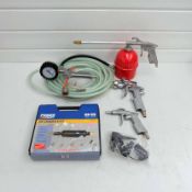 Quantity of Air/Compressor Accessories. Including Tyre Pressure Gauge, Spray Guns & Die Grinding Kit