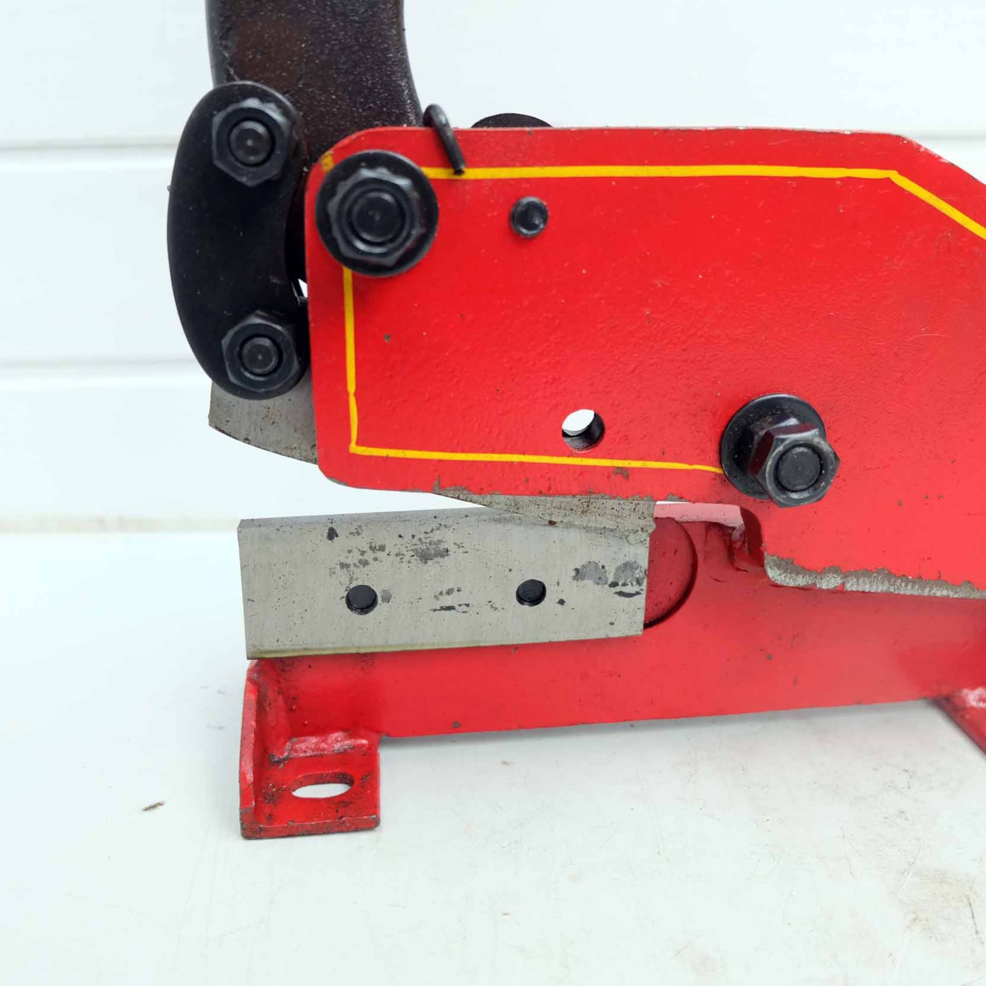 1 x Sealey Model 3S/4R Bench Cropper. 120mm Blade. Capacity: 4mm Sheet, 10mm Round Bar, 70mm x 5mm F - Image 4 of 7