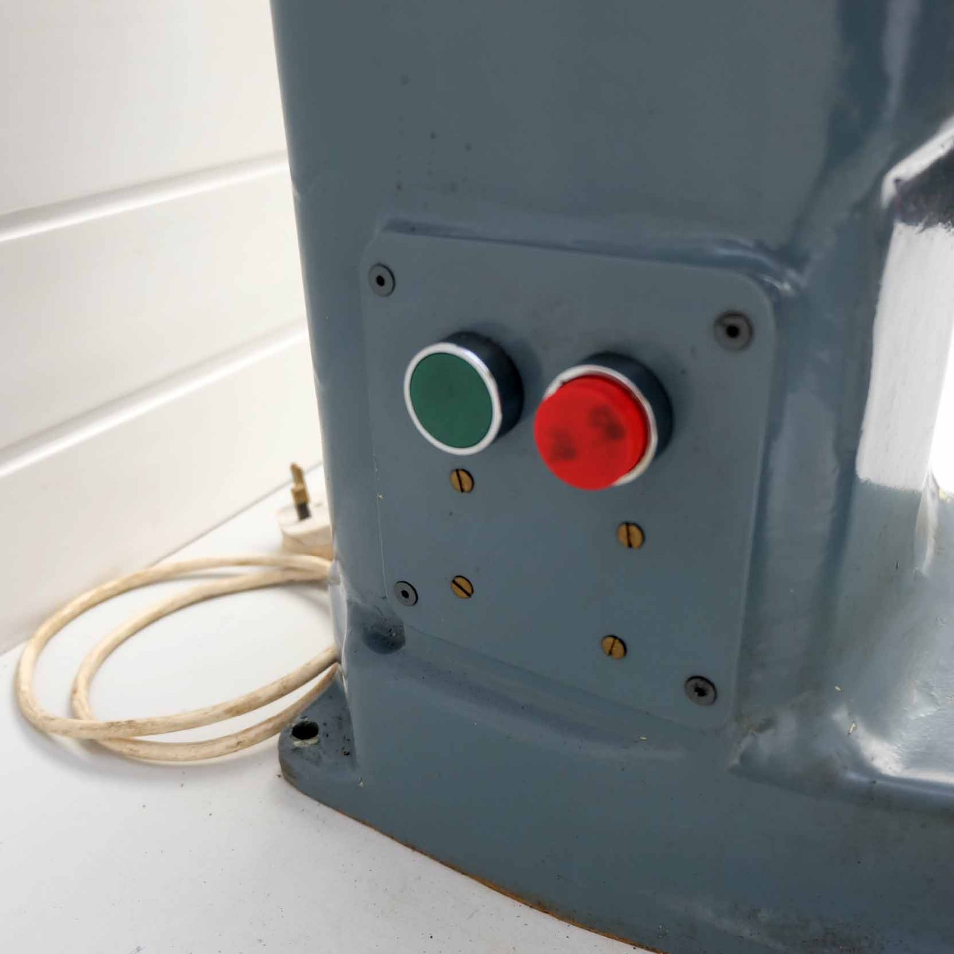 Meddings 13760/M10 High Speed Drill. Spindle Speeds 3000 - 6000rpm. 7" Diameter Adjustable Table. Si - Image 4 of 9