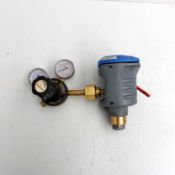 QLIXBI Classic Quick Connector & Gas Regulator.