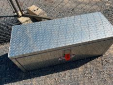 Weather Guard Aluminum Diamond Plate Pick-Up Tool Box, 48
