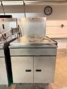 Belshaw Flat-Bottom Donut Fryer - Rigging Fee: $150