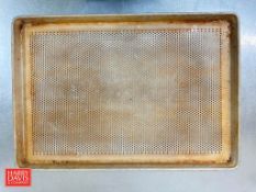 Perforated Sheet Trays with Rack: 25.5