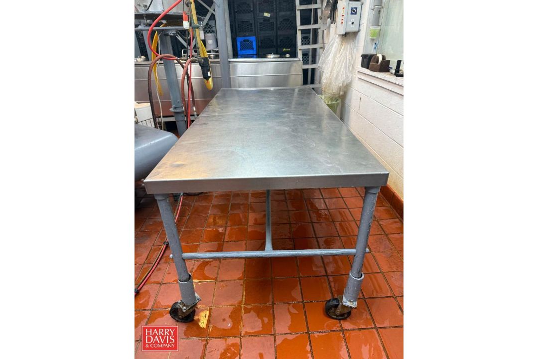 6' Portable S/S Table: 32 Height: Mounted on Casters (Location: Lansdale, PA) - Image 1 of 2
