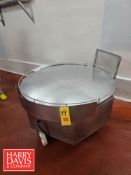 S/S Rotary Product Accumulation Table: 30” Height x 48” Diameter