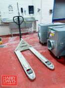 Crown Pallet Jack (Location: Albion, NY)