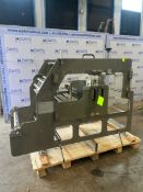 LABEL/FILM APPLICATOR