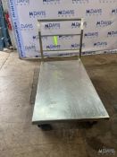 S/S PUSH CART ON WHEELS