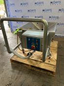 S/S HOPPER FEEDER ON S/S PORTABLE FRAME