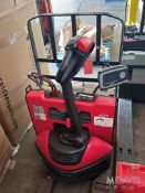 RAYMOND 4,500 ELECTRIC PALLET JACK