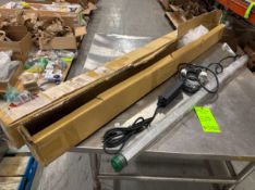 LOT OF (2) HALOGEN LIGHTNING PRODUCTS 50 HALOGEN LIGHTS