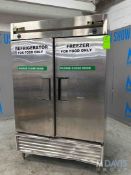 TRUE COMMERCIAL REFRIGERATOR / FREEZER