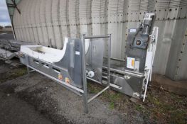 Key Aprox. 18' H x 22