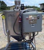 Mixing Tank #21463 (Loading Fee $100) (Located Ozark, AL)