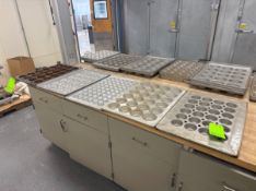 LOT OF (5) ASSORTED ROUND PANS