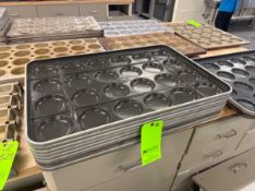 (8) 4 X 6 ROUND MOLDS