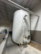 APROX. 6.000 GAL. S/S VERTICAL JACKETED TANK