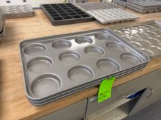 (3) AMERICAN PAN 3 X 4 ROUND MOLD PANS