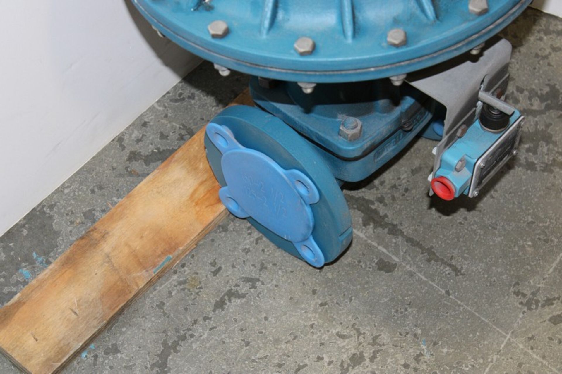 ITT DIA-FLO 2-1/2" MODEL 2538-M-34-3254-P1-LS2, CAST IRON BODY, EPDM DIAPHRRAGM 150# FLANGED PP(FDA) - Image 2 of 4