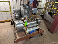 S/S TWIN SCREW HAMMER MILL