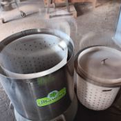 The Greens Machine Salad Spinner with Extra Basket, V115 (Loading Fee $50) (Located Fort Worth, TX)