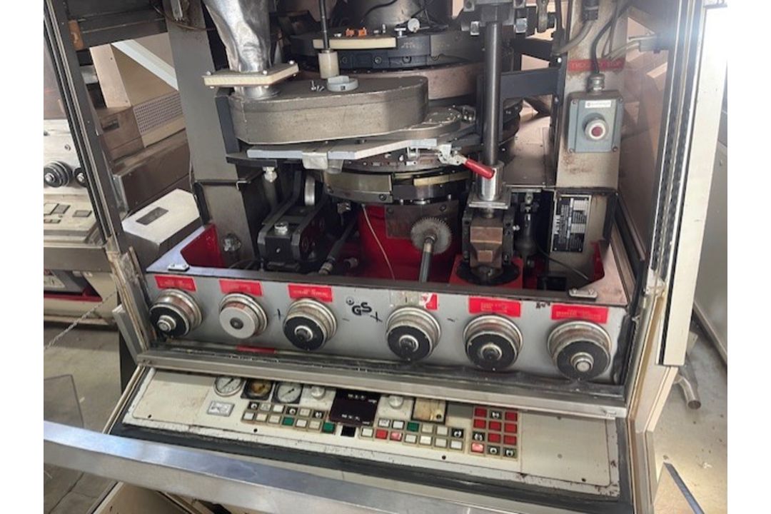 Fette P3000 Tablet Press. 45 station B tooled double-sided rotary tablet press complete with Data - Image 4 of 5