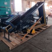 Lantech S300XT Overhead Pallet Wrapper, S/N SM002844, V120, Year 2007 (Loading Fee $400) (Located