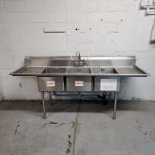 LAVABO In Stainless steel 3 CHAMBER (Handling Fee $200) (Located Huntingdon, QC, Canada)