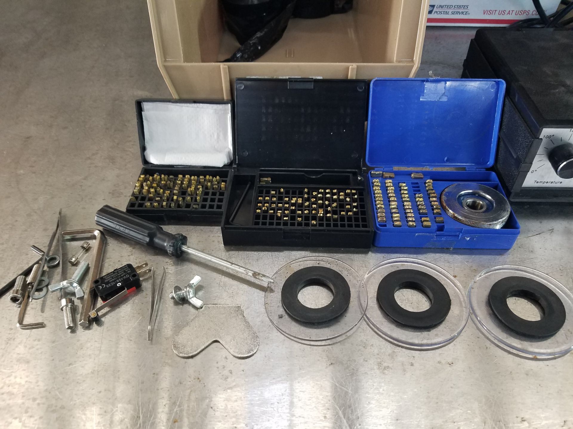 7" Manual Bottle Labeler, DH241, Thermal Coding (Loading Fee $50) (Located Fort Worth, TX) - Image 2 of 8