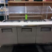 True Sandwich/Salad Prep Table Model TSSU-72-18 S/N 1-3520367 (Loading Fee $100) (Located Fort