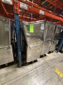 (8) 600 LB BUGGIES / TOTES