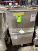 (6) 400 LB BUGGIES / TOTES