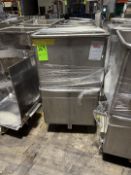 (2) 400 LB BUGGIES / TOTES