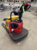 RAYMOND ELECTRIC PALELT JACK, MODEL 8410, S/N 841-21-59342, 24 V, 6000 LB CAPACITY