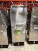 (8) 600 LB BUGGIES / TOTES