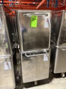 (8) 600 LB BUGGIES / TOTES