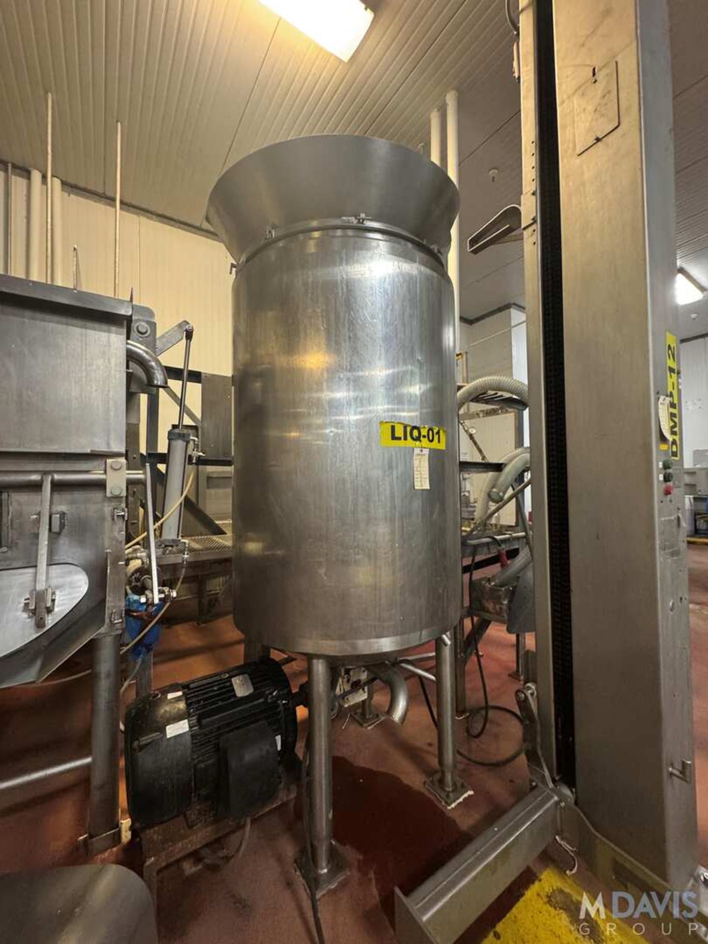 APROX. 750 GAL. S/S SINGLE WALL LIKWIFIER - Image 4 of 7