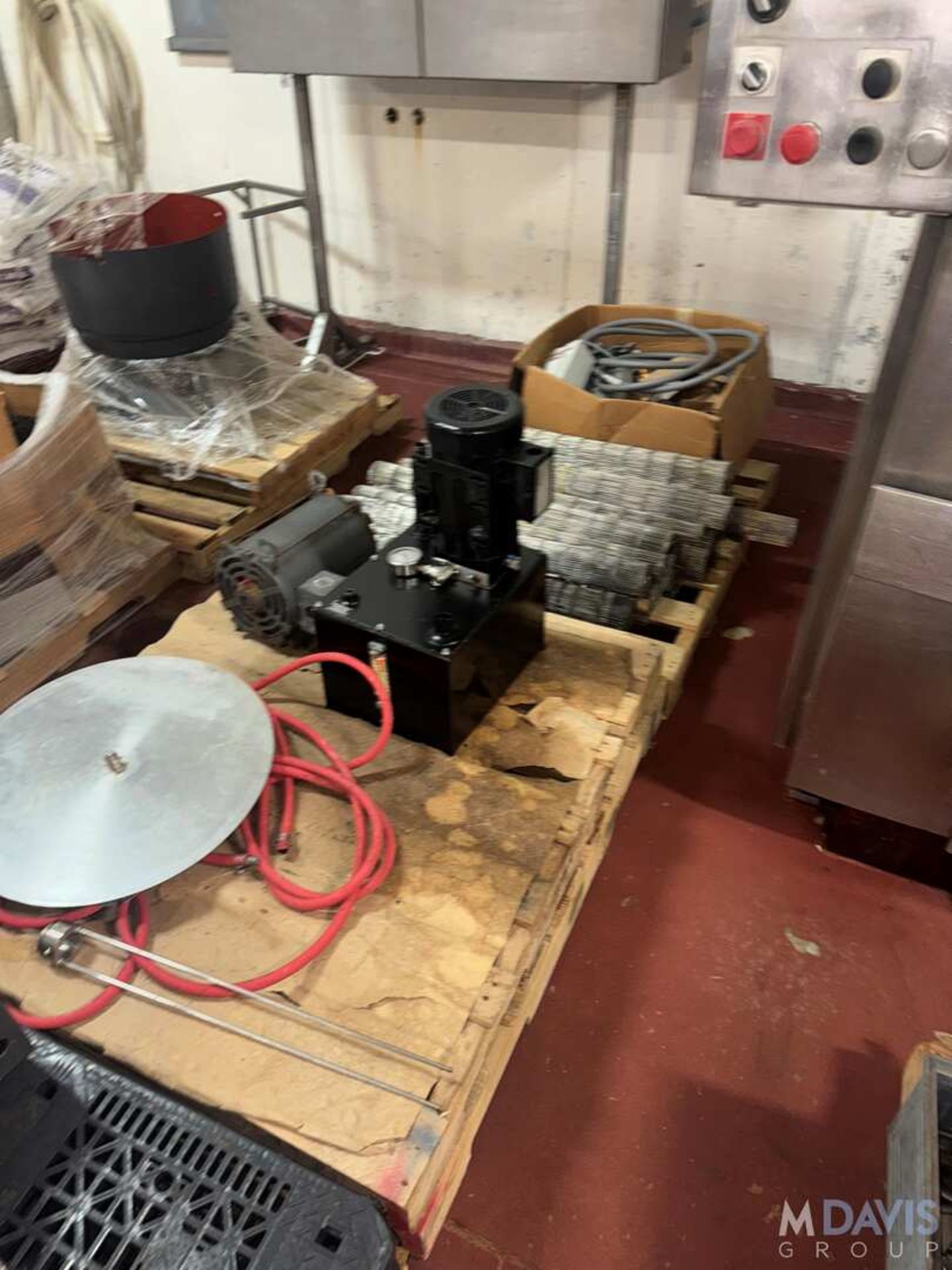 LOT OF ASSORTED MISC. EQUIPMENT, - Image 4 of 5