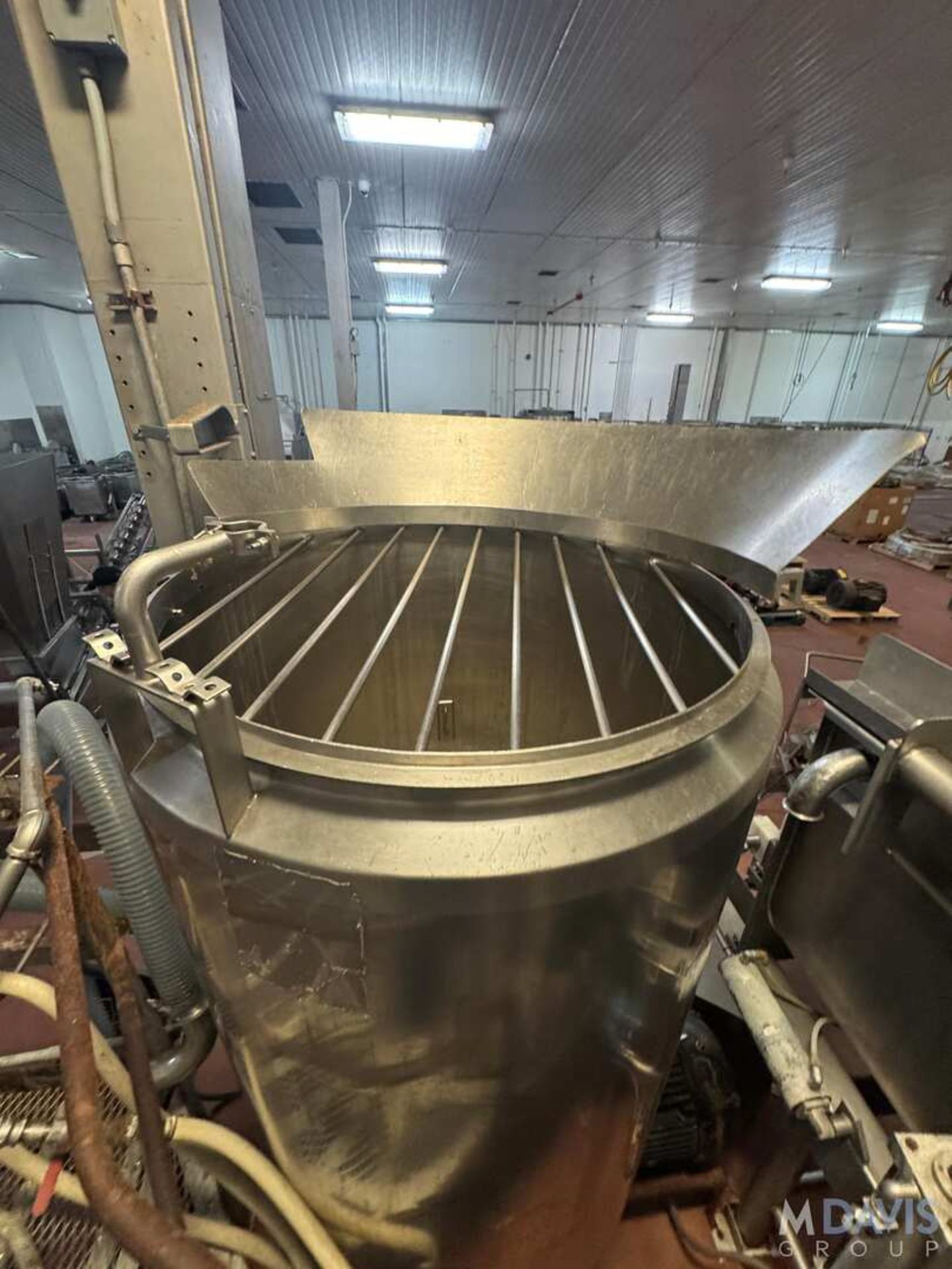 APROX. 750 GAL. S/S SINGLE WALL LIKWIFIER - Image 7 of 7