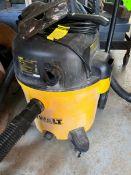 DEWALT DRY/WET VAC