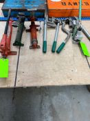 LOT OF ASSORTED CONTENTS