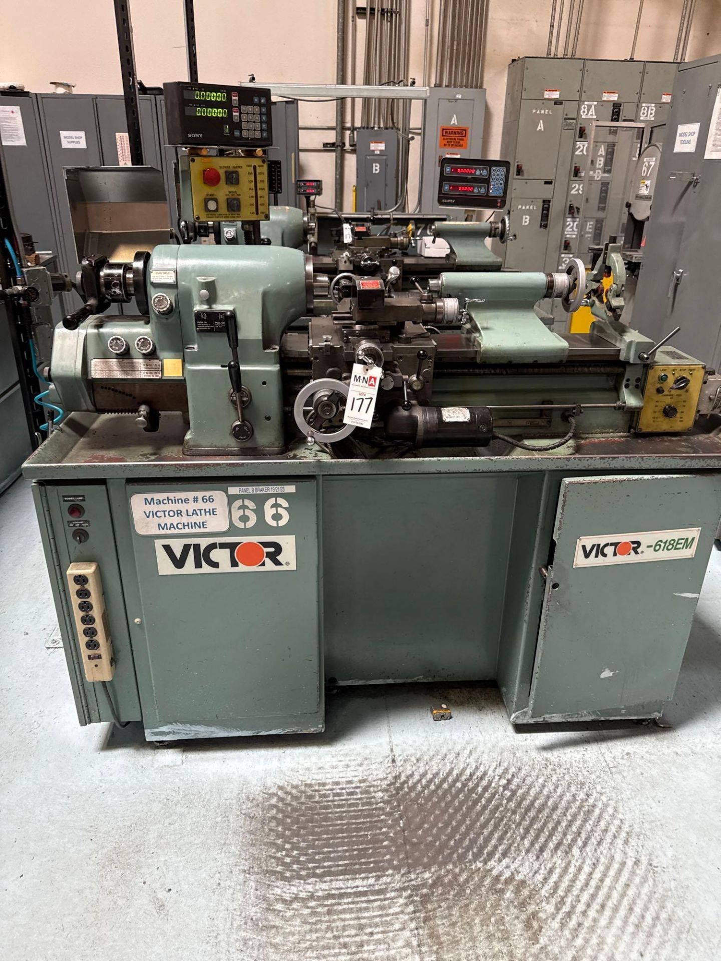 Victor 618EM Precision Toolroom Lathe, DRO, - Image 2 of 7
