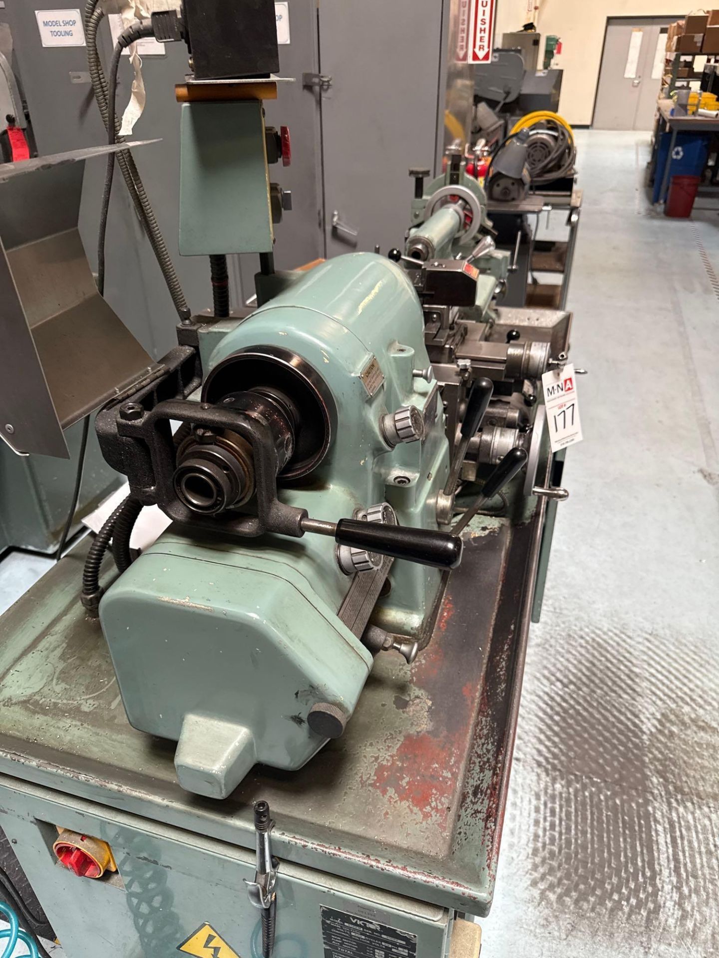 Victor 618EM Precision Toolroom Lathe, DRO, - Image 6 of 7