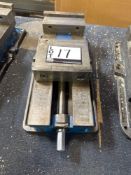 Kurt D 675 Mill Vise