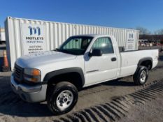 2003 GMC Sierra 2500 4WD Pickup Truck