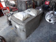 Plastic Container With TIre Chains